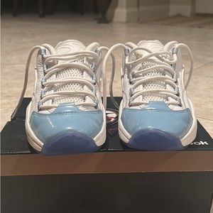 REEBOK ALLEN IVERSON QUESTION LOWS CAROLINA BLUE